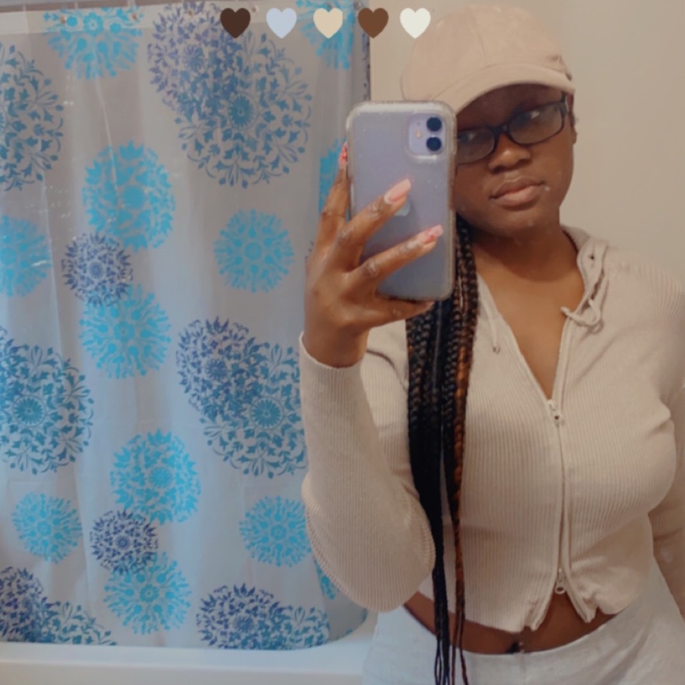 Meet your Posher, Symone